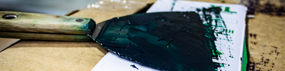 How to Clean Screen Printing Ink Stains from Equipment